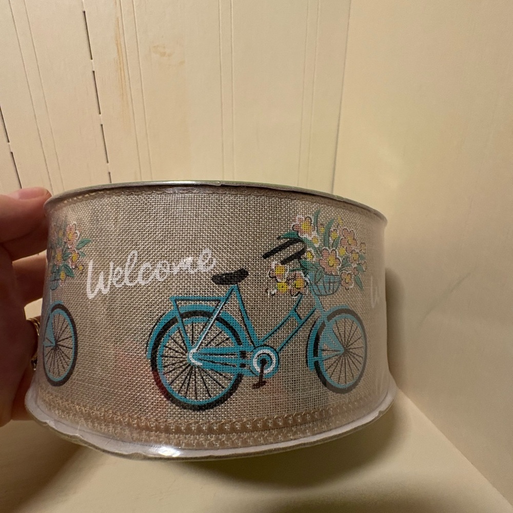 Charming Bicycle Welcome Ribbon